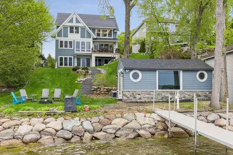 2665 Casco Point Rd, Wayzata, MN 55391