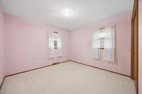 Bedroom - 5840 Rolling Ridge Rd, Saint Cloud, MN 56303 photo 2 of 3