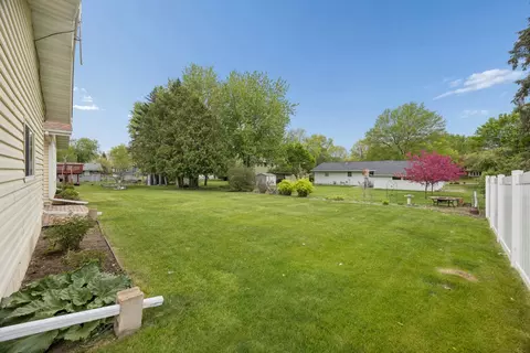 Exterior - 5840 Rolling Ridge Rd, Saint Cloud, MN 56303 photo 3 of 6