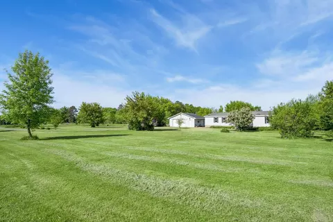 Exterior - 7018 147th St, Milaca, MN 56353 photo 6 of 7