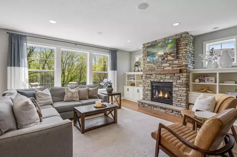 3933 Holasek Path, Chaska, MN 55318 photo 11