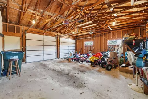 Exterior - 22364 45th Ave, Saint Augusta, MN 56301 photo 5 of 6