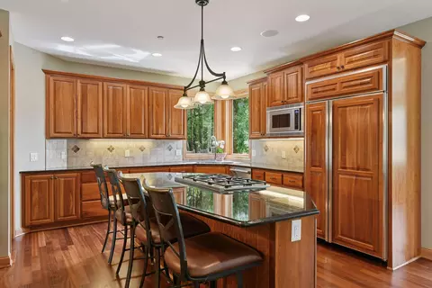 Kitchen - 6065 Apple Rd, Excelsior, MN 55331 photo 1 of 7