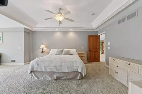 Bedroom - 6065 Apple Rd, Excelsior, MN 55331 photo 2 of 8