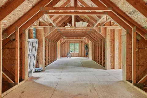 Entry Way - 6065 Apple Rd, Excelsior, MN 55331 photo 7 of 7