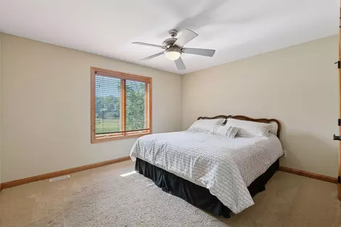 Bedroom - 6065 Apple Rd, Excelsior, MN 55331 photo 5 of 8