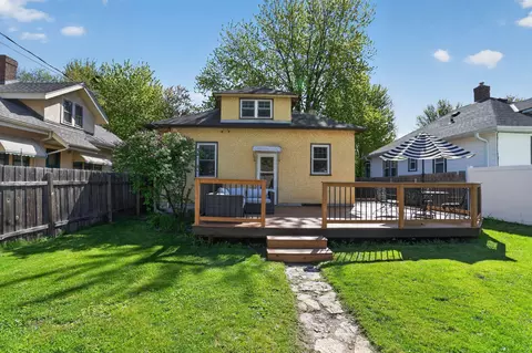1393 Searle St, Saint Paul, MN 55130
