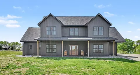 19347 Lake Volney Cir, Le Center, MN 56057