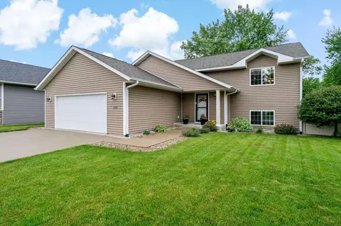 124 Harbor Hill Dr, Mankato, MN 56001