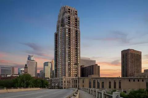 100 3rd Ave S #2801, Minneapolis, MN 55401