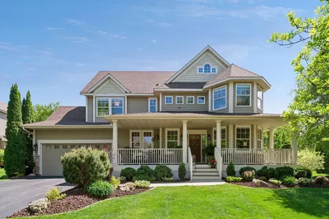 8385 Kelzer Pond Dr, Victoria, MN 55386