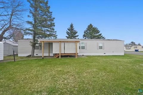 4474 Birchwood Dr, Hermantown, MN 55811