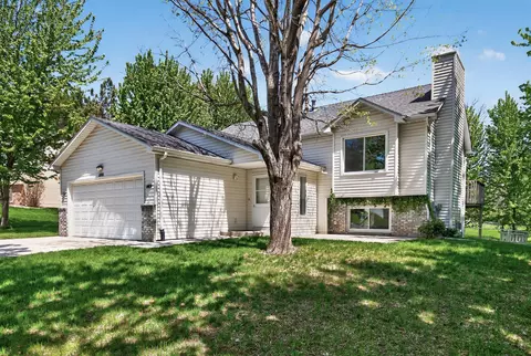 4008 Pennsylvania Ave, Eagan, MN 55123