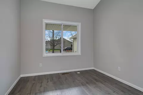 12363 Walnut Dr, Rogers, MN 55374 photo 9