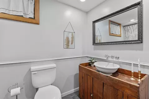 Bath - 825 5th Ave SW, Faribault, MN 55021 photo 3 of 6