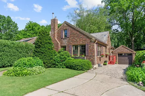 Exterior - 825 5th Ave SW, Faribault, MN 55021 photo 3 of 13