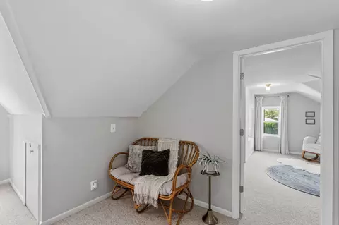Entry Way - 825 5th Ave SW, Faribault, MN 55021 photo 5 of 8