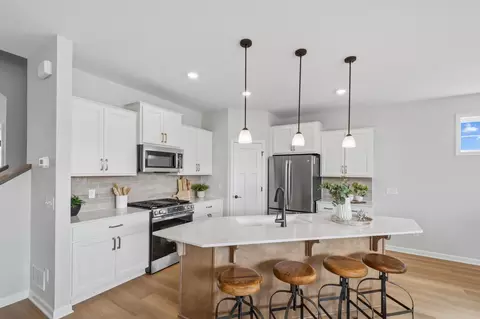 Kitchen - 20117 79th Ave, Corcoran, MN 55340 photo 2 of 2