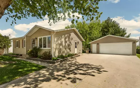 1922 9 12 Ave SE, Rochester, MN 55904