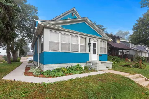 144 8th Ave S, South Saint Paul, MN 55075