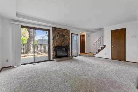 1115 Landmark Trl S, Hopkins, MN 55343
