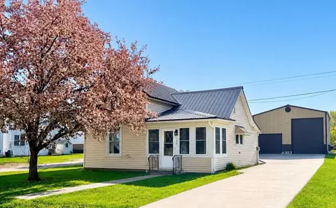 109 Minnesota St, Ostrander, MN 55961