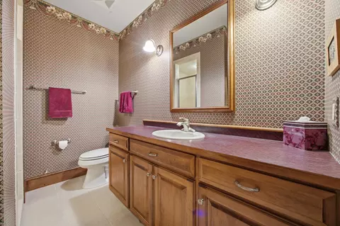 Bath - 526 24th Ave S, Fargo, ND 58103 photo 5 of 5