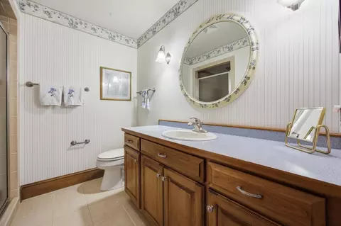 Bath - 526 24th Ave S, Fargo, ND 58103 photo 3 of 5