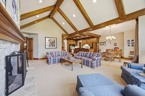 Living - 526 24th Ave S, Fargo, ND 58103 photo 4 of 6