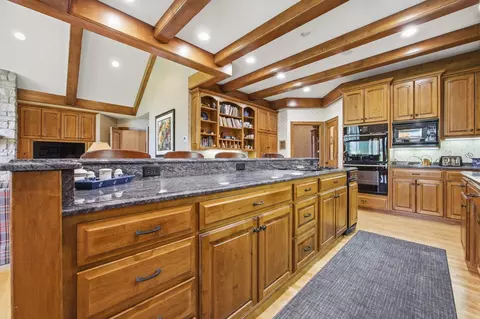 Kitchen - 526 24th Ave S, Fargo, ND 58103 photo 2 of 4