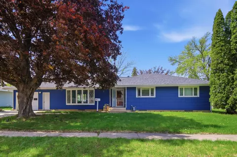 105 21st St NW, Austin, MN 55912