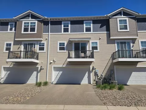 2317 Mckenney Way, North Saint Paul, MN 55109