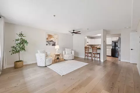 2110 Ridge Dr #14, Saint Louis Park, MN 55416