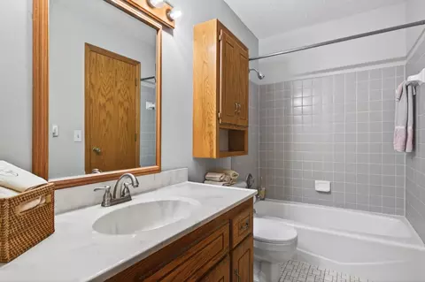 Bath - 2107 189th Ave NE, Cedar, MN 55011 photo 1 of 4