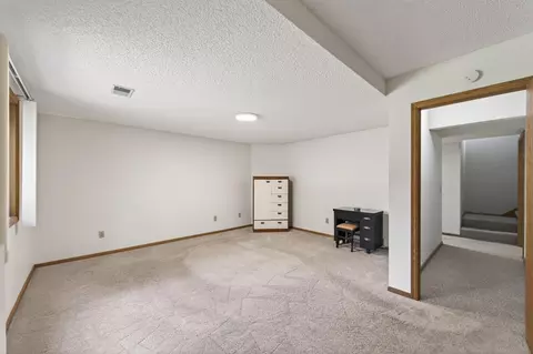 Bedroom - 2107 189th Ave NE, Cedar, MN 55011 photo 8 of 10