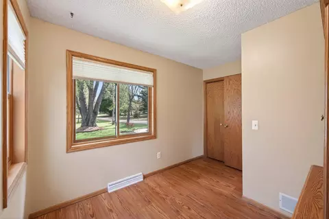 Bedroom - 2107 189th Ave NE, Cedar, MN 55011 photo 6 of 10
