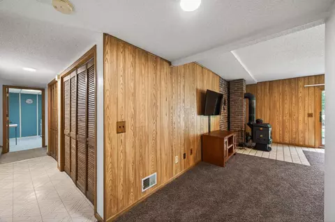 Entry Way - 2107 189th Ave NE, Cedar, MN 55011 photo 5 of 5