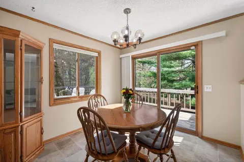 Dining - 2107 189th Ave NE, Cedar, MN 55011 photo 2 of 3