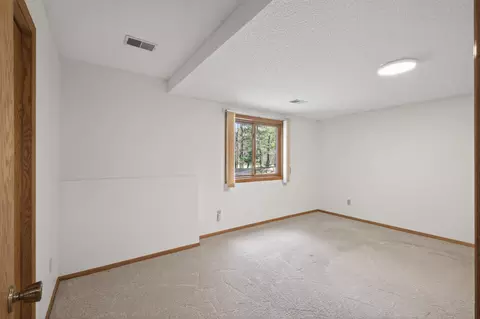 Bedroom - 2107 189th Ave NE, Cedar, MN 55011 photo 7 of 10