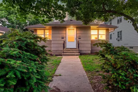 917- 919 Weeks Ave SE, Minneapolis, MN 55414