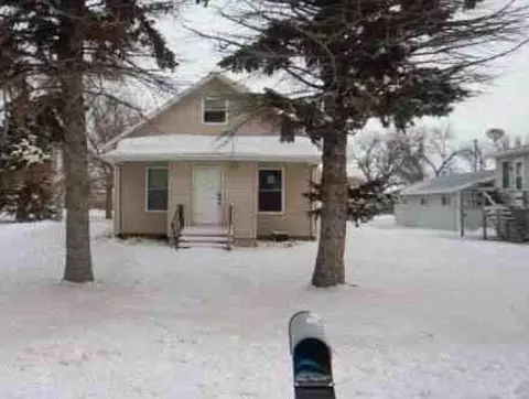 171 3rd St N, Casselton, ND 58012