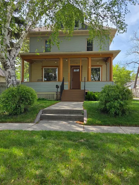 306 3rd Ave NE, Waseca, MN 56093