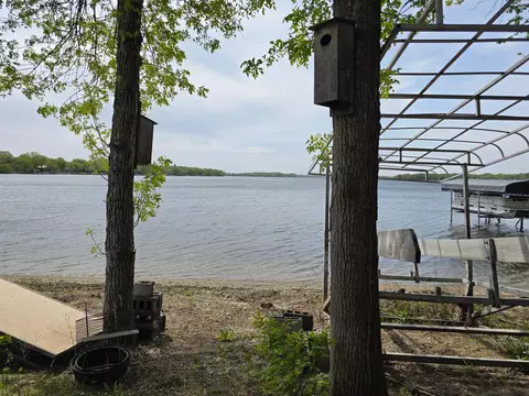 735 Reed St N, Waterville, MN 56096