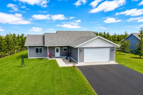 2008 Whiting Rd NW #29, Bemidji, MN 56601