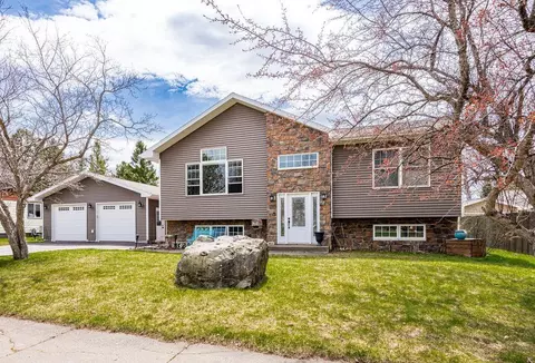 412 Agate St, Cloquet, MN 55720