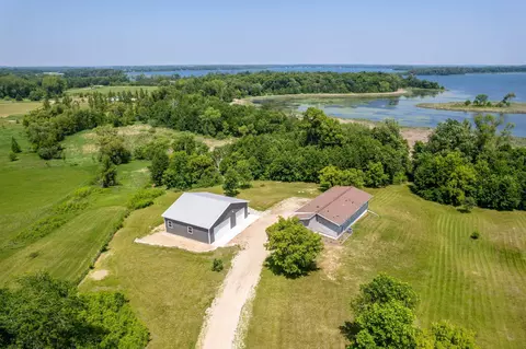 34306 Twin Island Ln, Dent, MN 56528