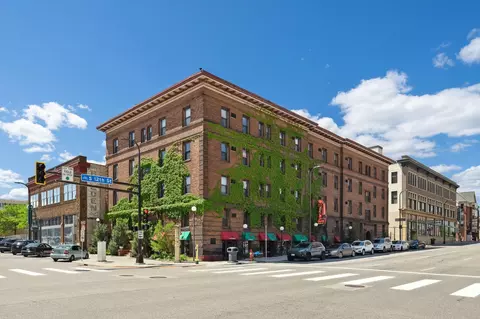 11 S 12th St #402, Minneapolis, MN 55403