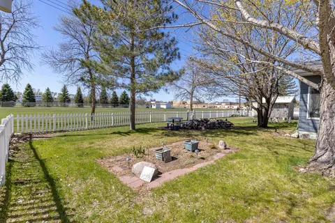 Exterior - 702 3rd Ave SE, Barnesville, MN 56514 photo 12 of 12