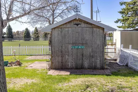 Exterior - 702 3rd Ave SE, Barnesville, MN 56514 photo 9 of 12
