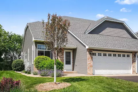 509 Spruce Dr, Hudson, WI 54016